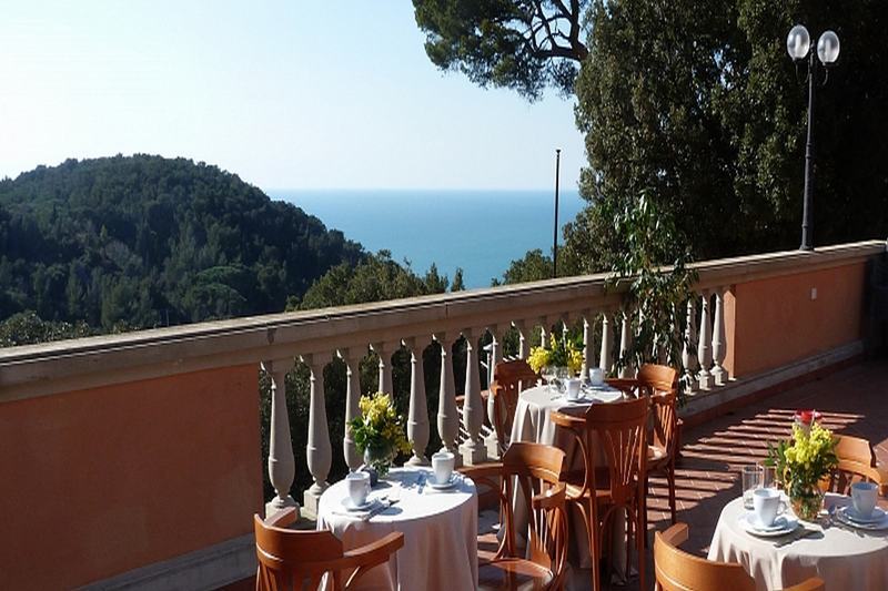 Hotel La Vedetta Ливорно Екстериор снимка
