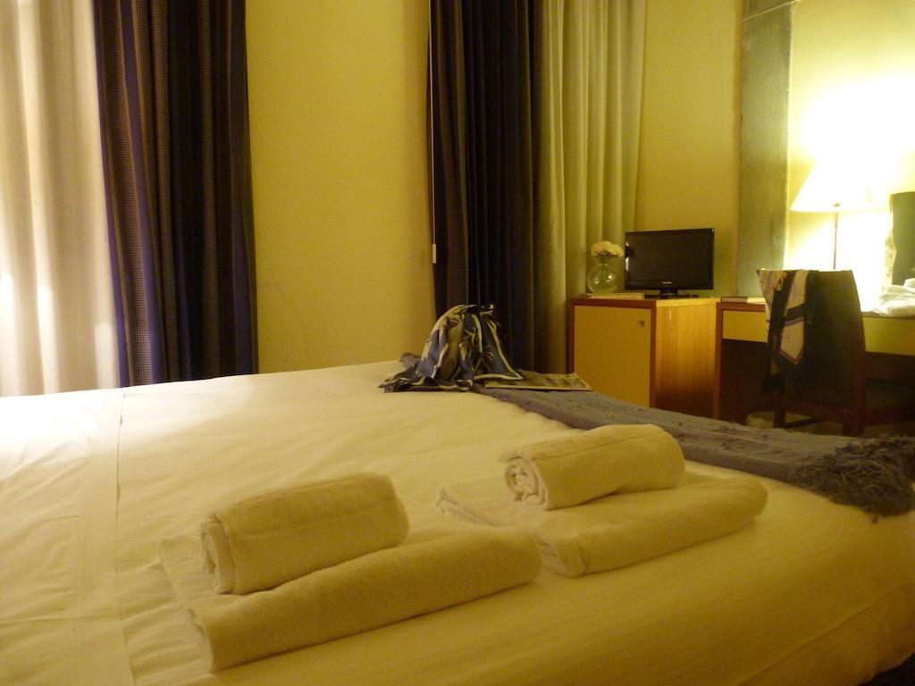 Hotel La Vedetta Ливорно Екстериор снимка