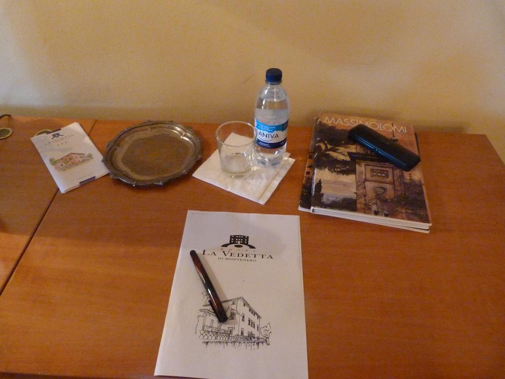 Hotel La Vedetta Ливорно Екстериор снимка